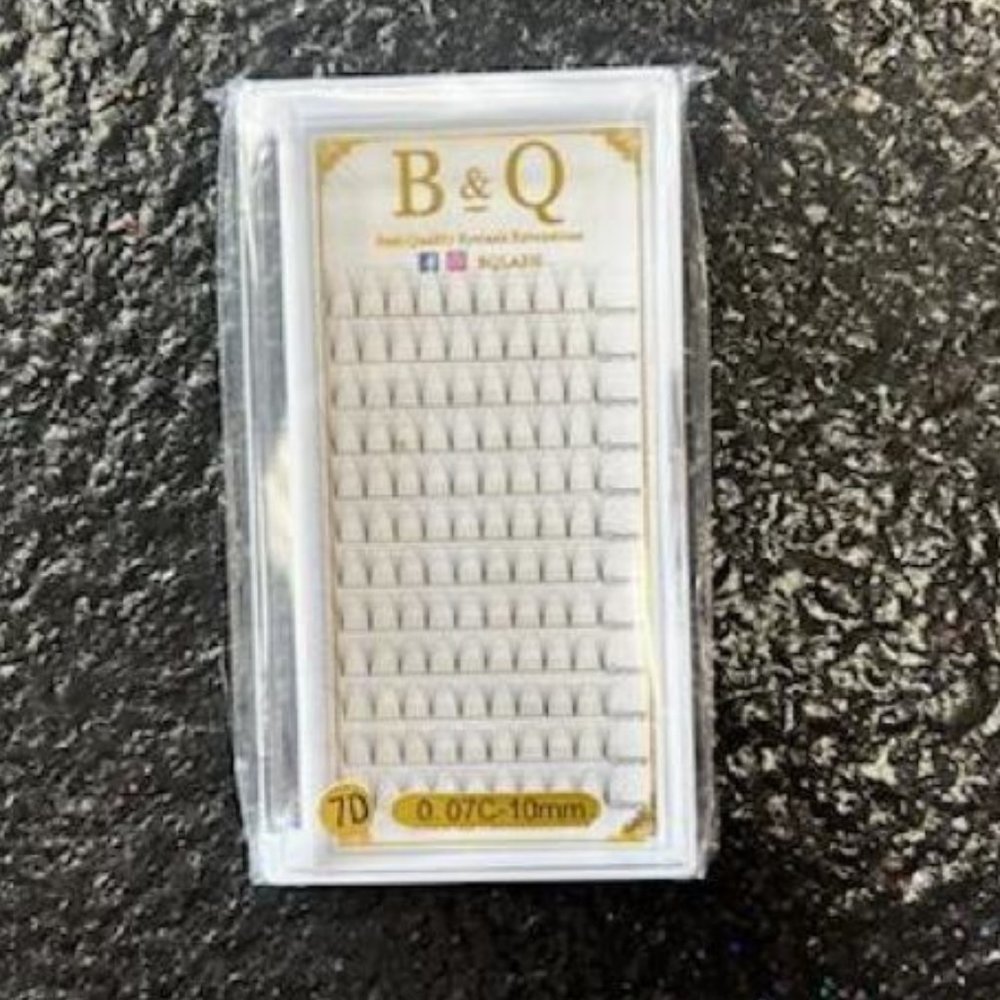 B & Q Eyelash Extensions Premade Fans  7D-.07D-14 mm (x4)